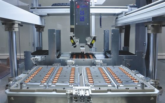 ปรับความเร็ว Wafer Sorters อัตโนมัติ Array เครื่องผลิตที่มั่นคง